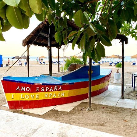 Modern 1 Bedroom Seaside Apartment With Pool Fuengirola Esterno foto