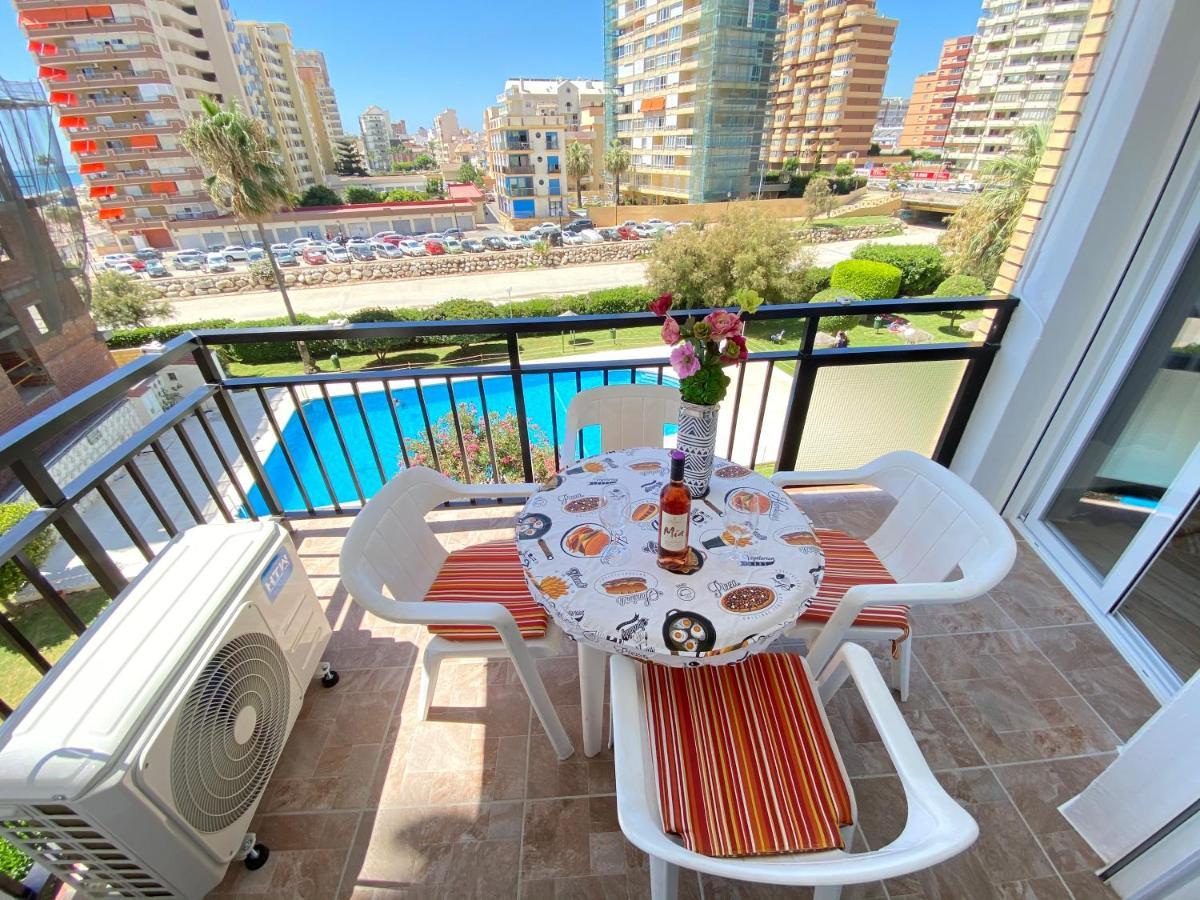 Modern 1 Bedroom Seaside Apartment With Pool Fuengirola Esterno foto