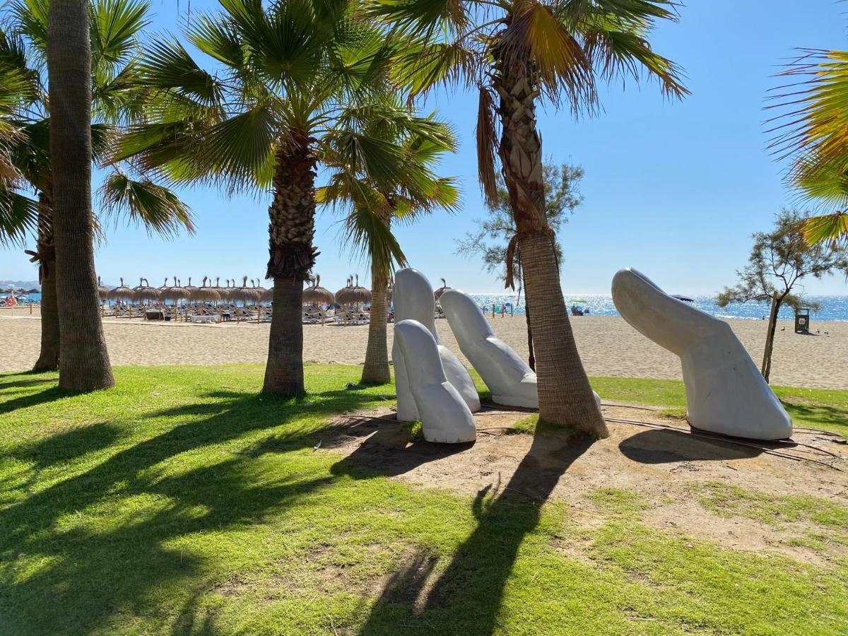 Modern 1 Bedroom Seaside Apartment With Pool Fuengirola Esterno foto