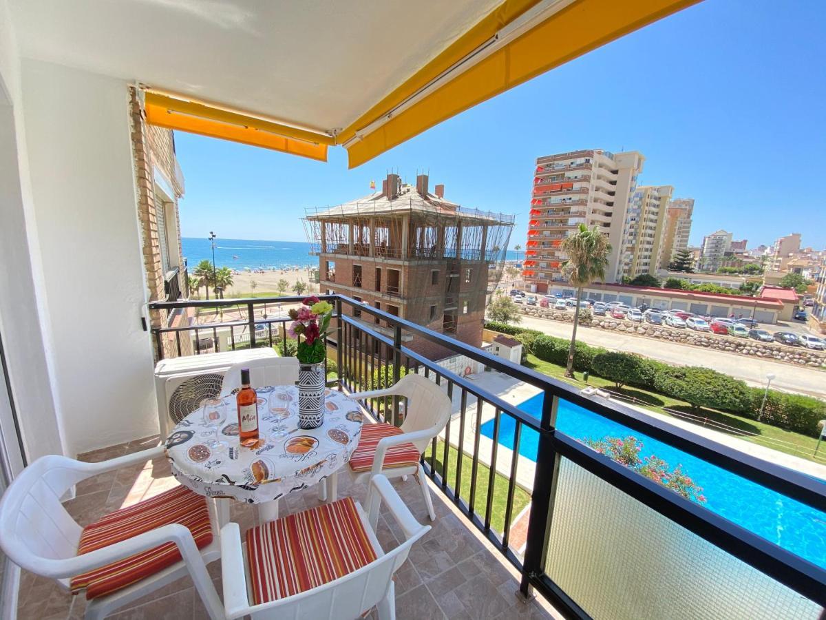 Modern 1 Bedroom Seaside Apartment With Pool Fuengirola Esterno foto